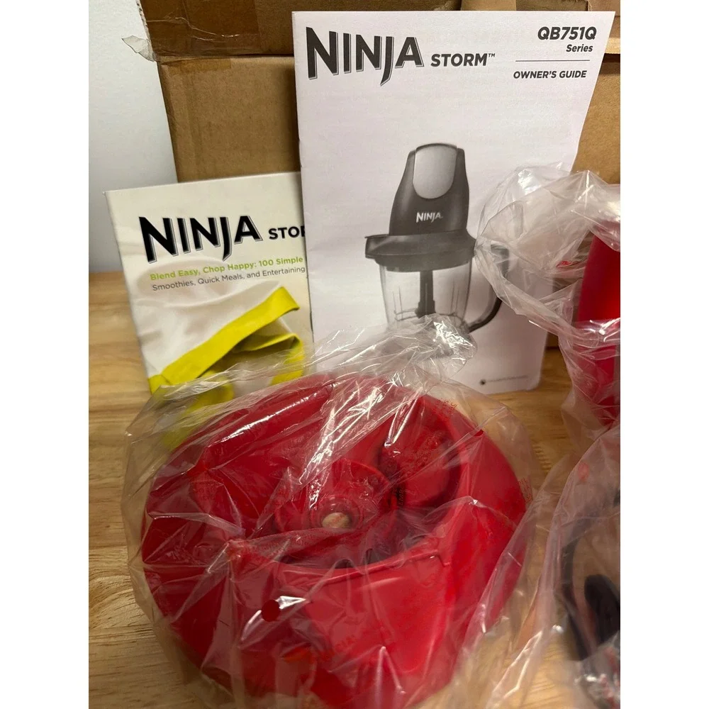 Ninja Storm Food Processor QB751Q Series 450W Blender Red 40oz Pitcher Set